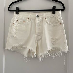 NEW Grlfrnd Denim Helena White Cut-off shorts